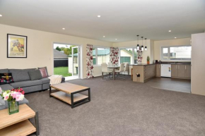 Weston Villa - Christchurch Holiday Homes